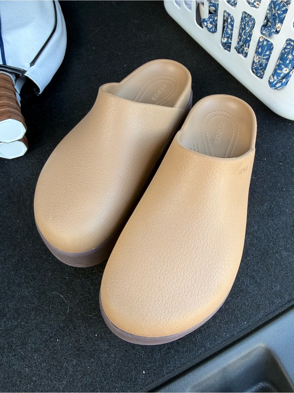 Crocs clogs - Picture 3 of 3